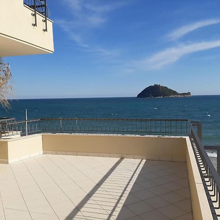Residence Sole Albenga Esterno foto