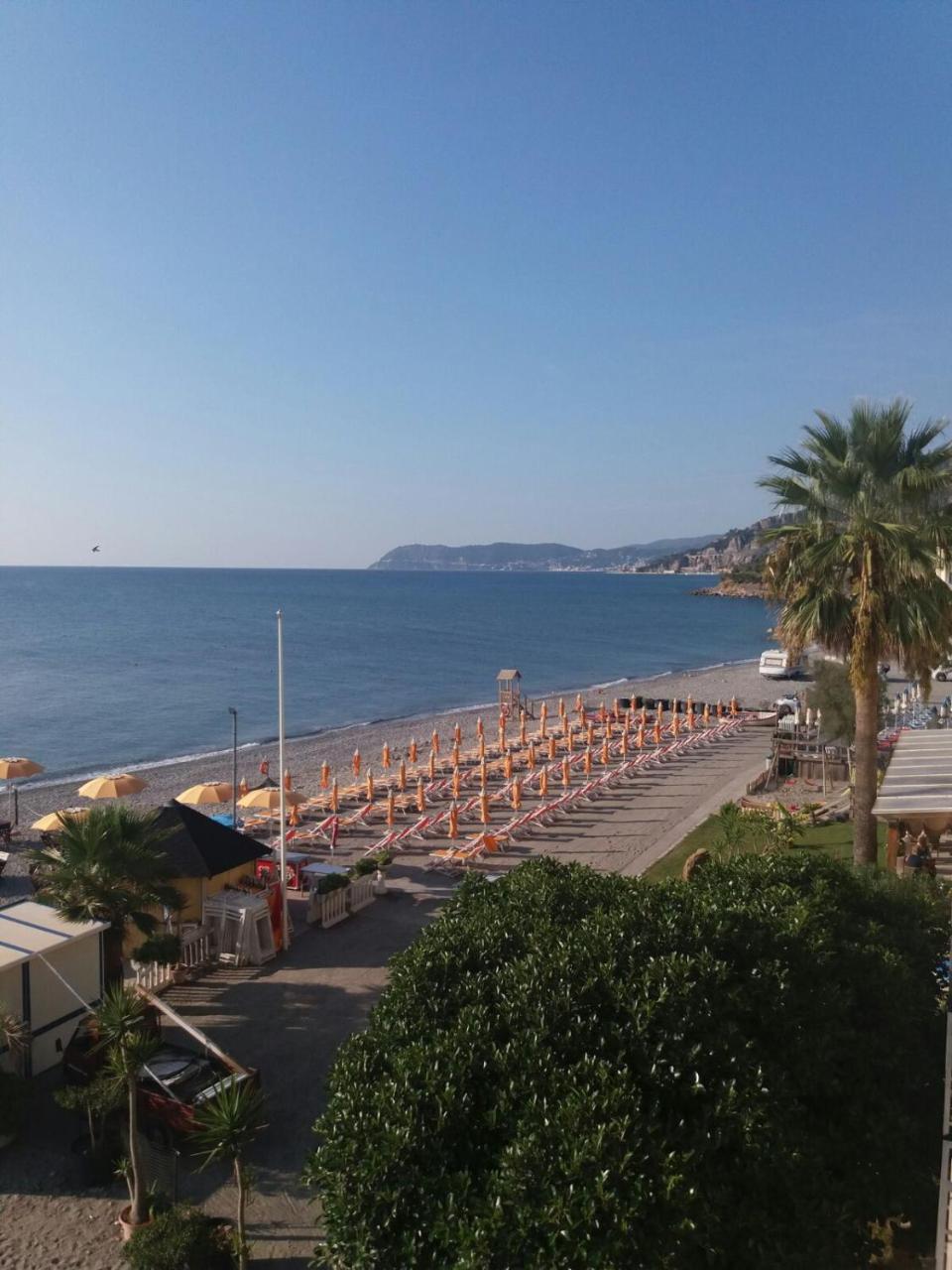 Residence Sole Albenga Esterno foto
